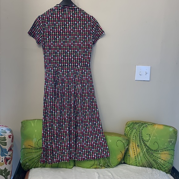 Women dress - Picture 4 of 5